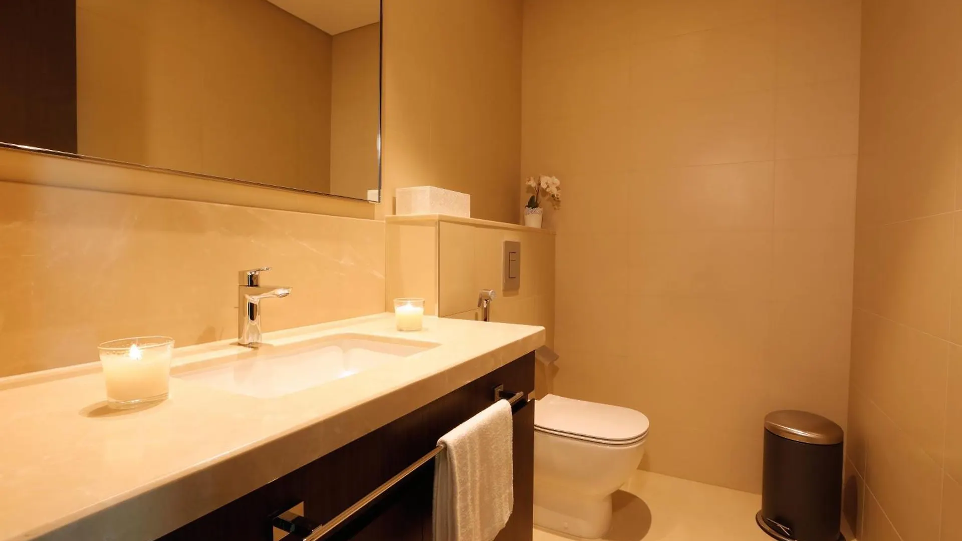 Elegant Apartment With Direct Access To Dubai Mall
