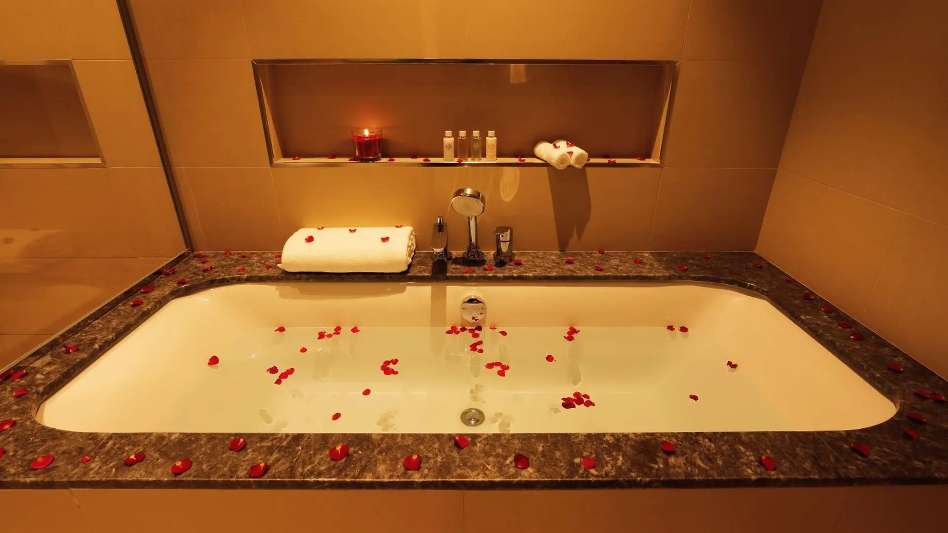 Elegant Apartment With Direct Access To Dubai Mall