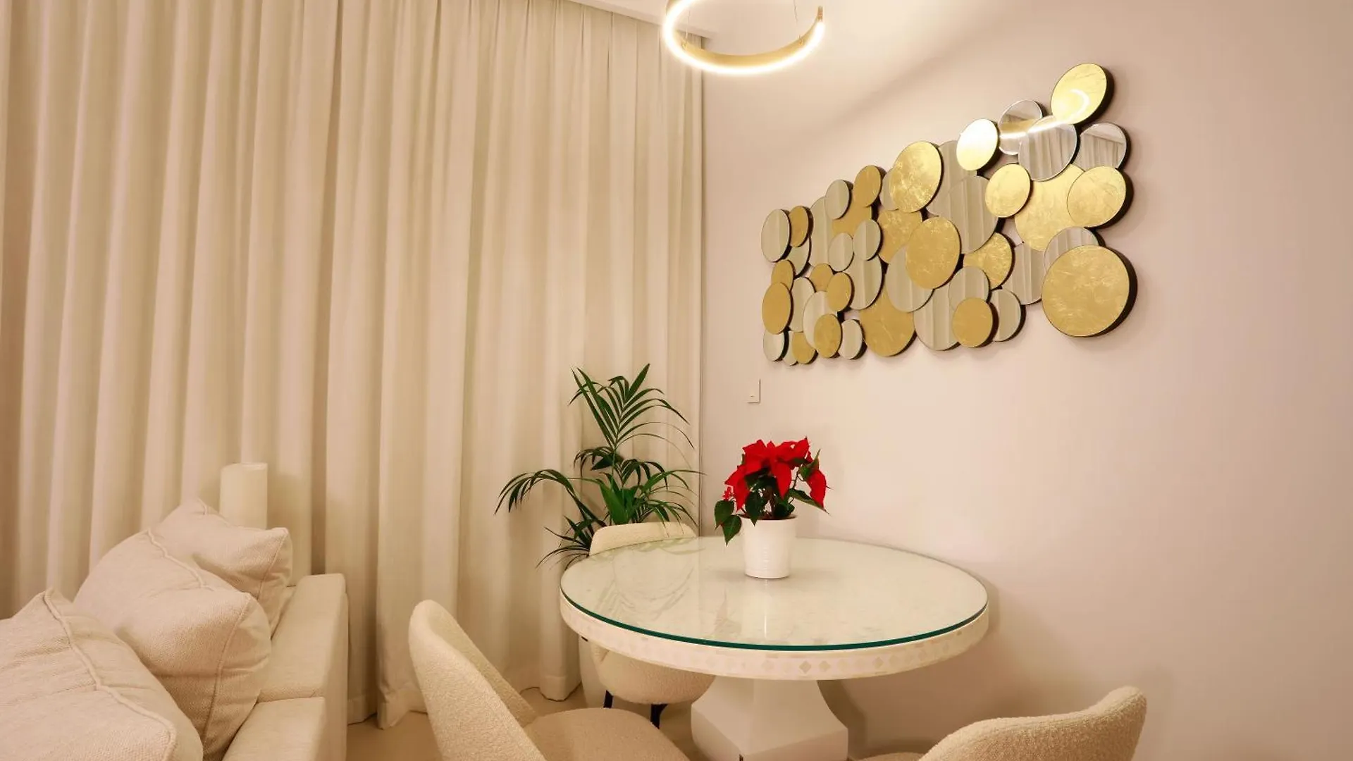Elegant Apartment With Direct Access To Dubai Mall